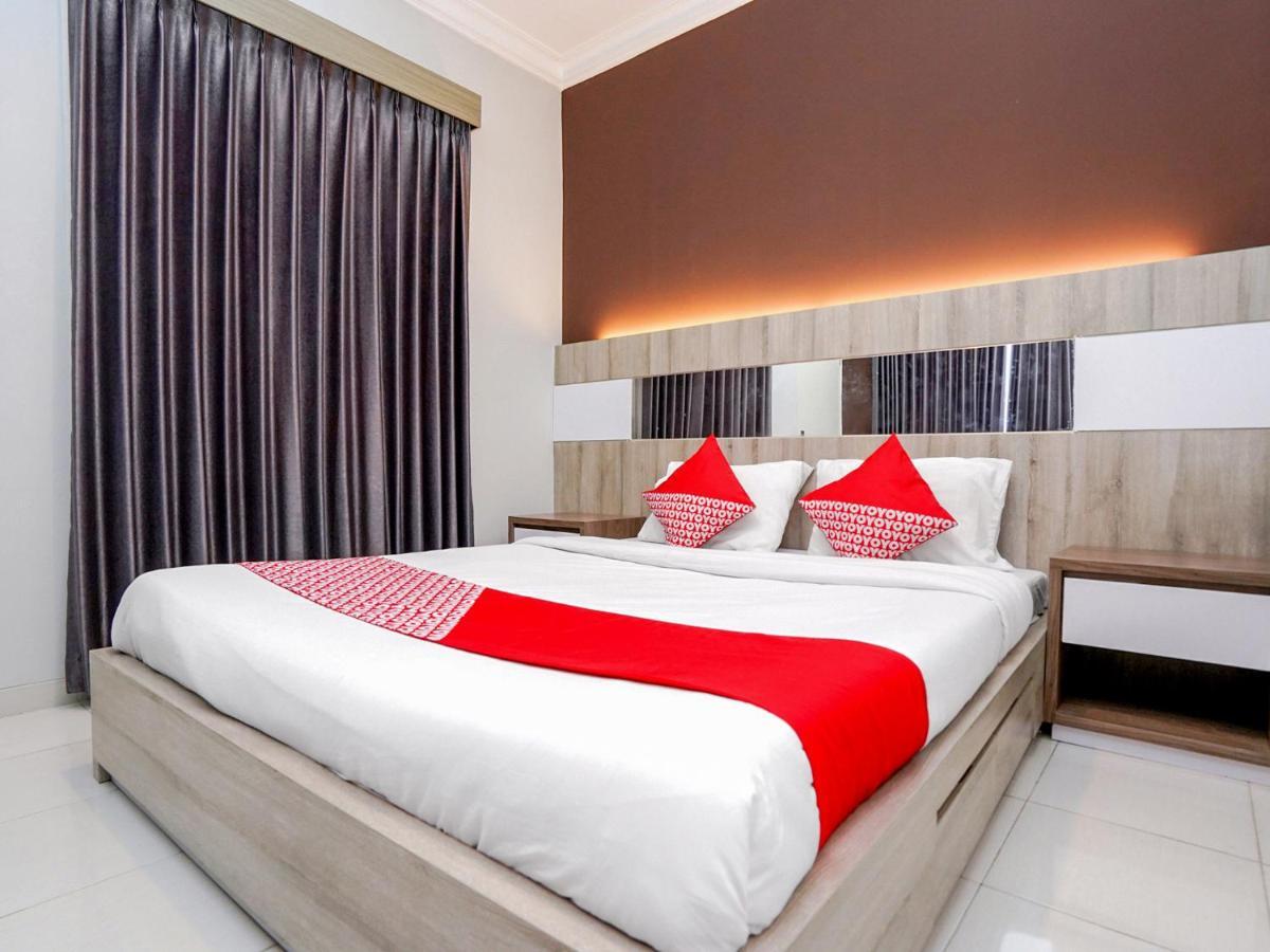 Oyo 747 Cipunegara Residence Surabaja Zewnętrze zdjęcie
