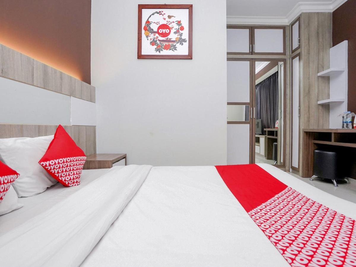 Oyo 747 Cipunegara Residence Surabaja Zewnętrze zdjęcie